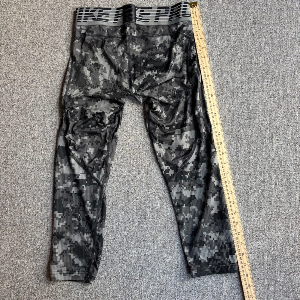 Nike Pro Hypercool Compression Digital Camo Nike Tights Mens S Grey 3/4 Legging